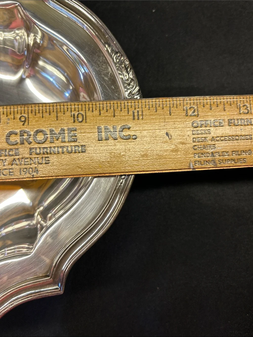 Reed and Barton De Champlain oval serving dish style 4081